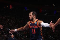 雷速体育电脑版官网-尼克斯完胜步行者，丹尼·格林完成帽子戏法的简单介绍