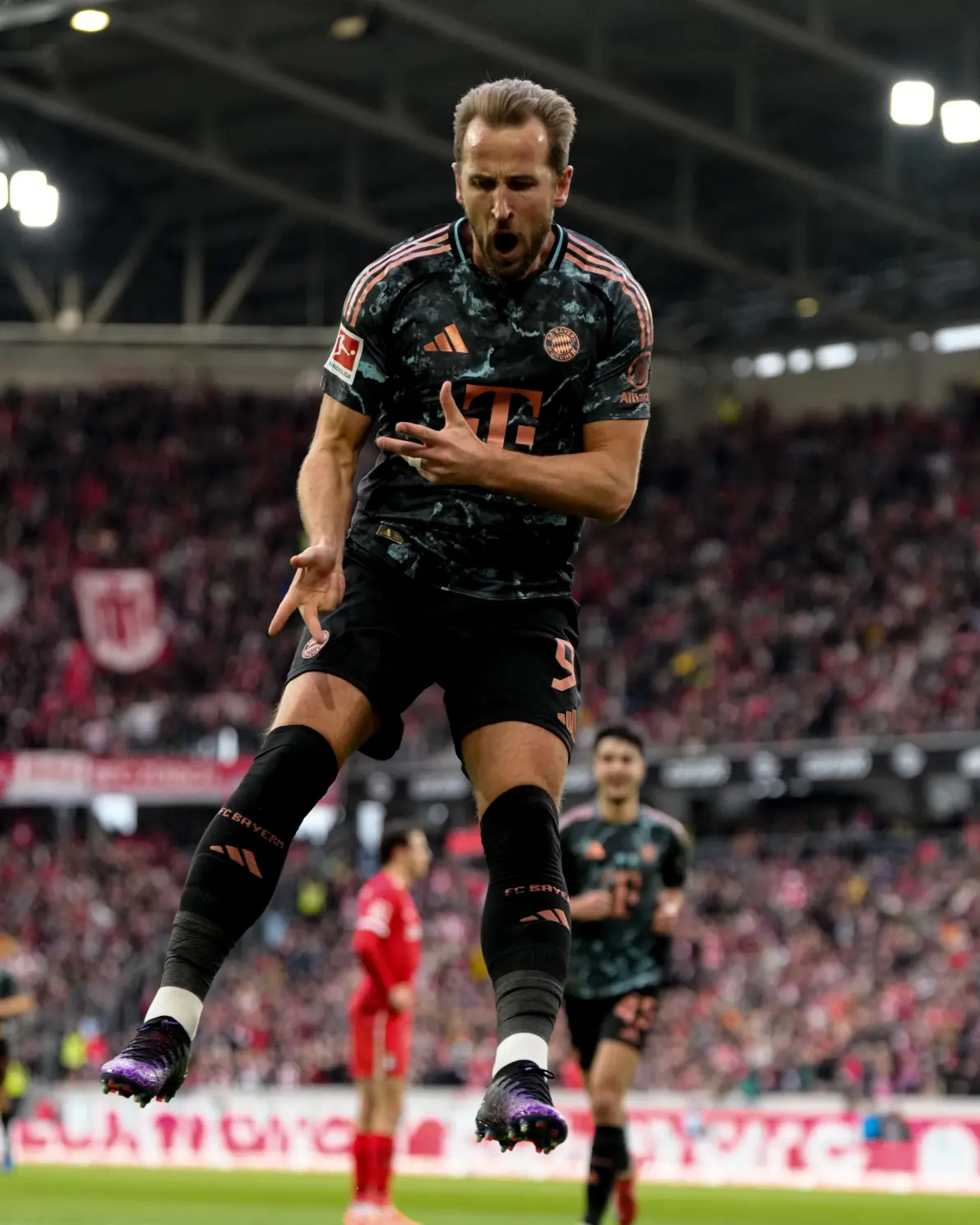 弗赖堡队在最新比赛中再次战胜对手