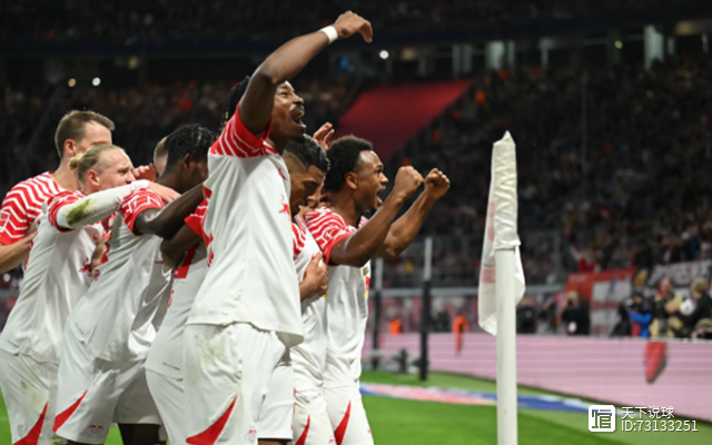 包含沃尔夫斯堡士气高昂，击败对手的词条