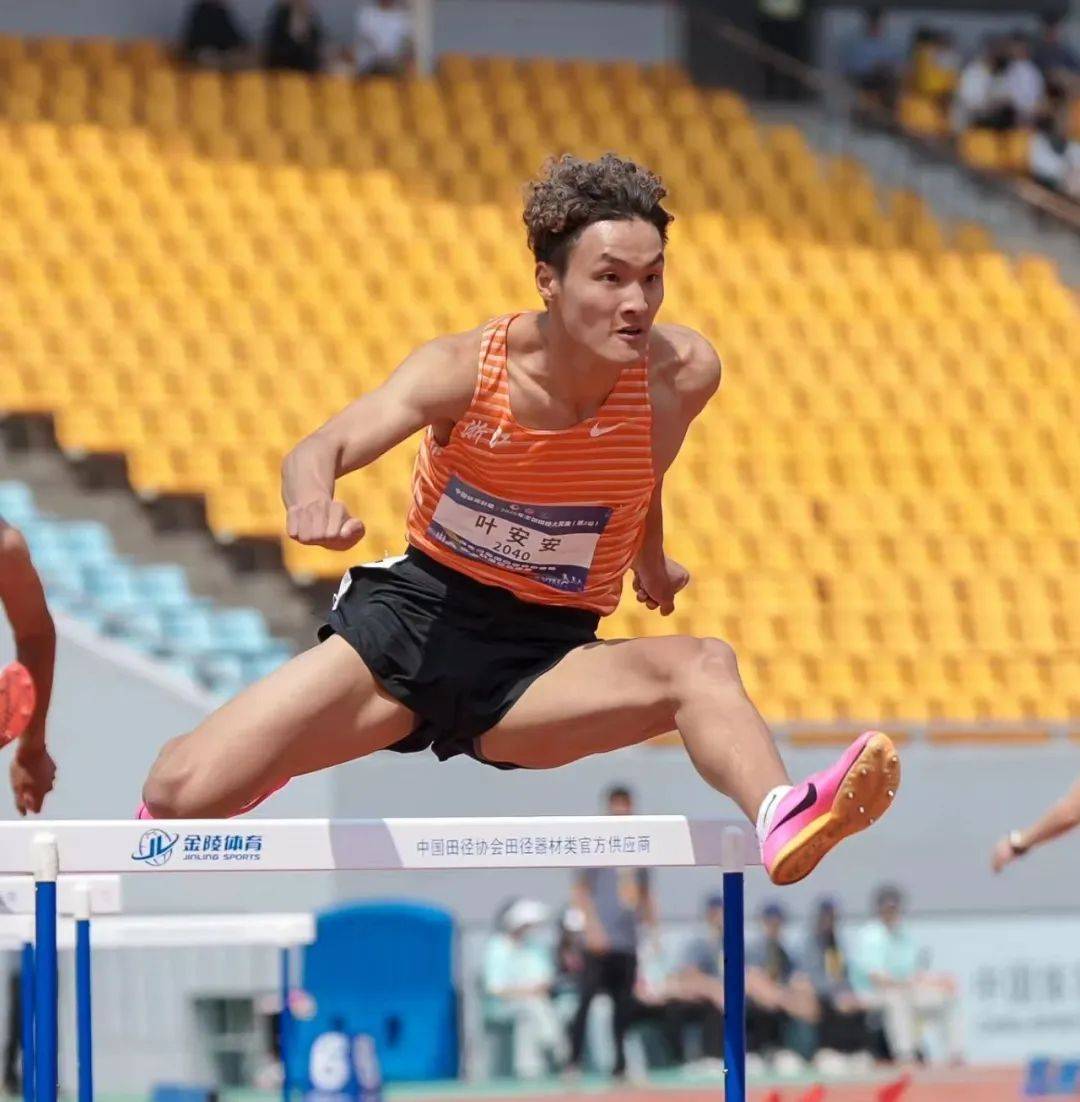 包含冷门频出!田径战况跌宕起伏的词条 包含冷门频出!田径战况跌宕起伏的词条